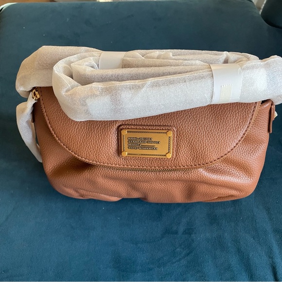 MARC JACOBS RE-EDITION NATASHA BAG | NWT, ARGAN OIL - Picture 6 of 8